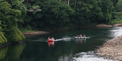 Floating Safari Pozo Azul